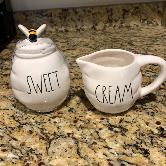 New Rae Dunn SWEET CREAM Sugar & Creamer Set